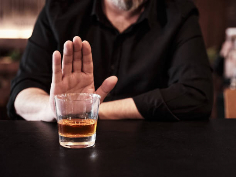 Clínicas para Alcoólatras Desintoxicação Panamby - Clínica para Alcoólatra Tratamento
